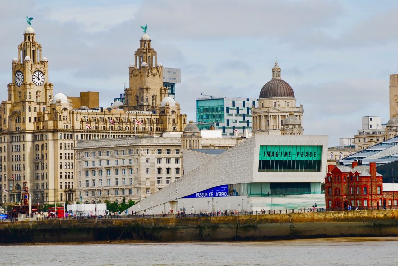 Liverpool cityscape featuring Museum of Liverpool.